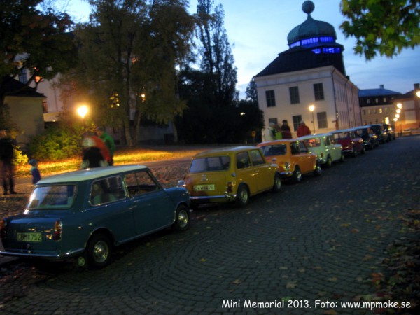 Samling vid Domkyrkan
