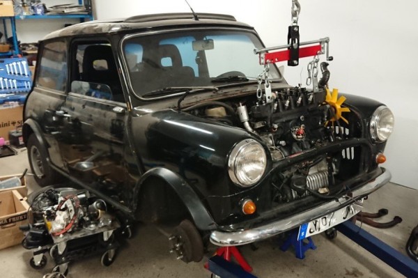 och en motor i
